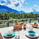 Apt-green View By Interhome